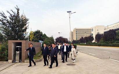 团市委、市贸促会、市青企协一行到金百博集团泾河工业园考察交流
